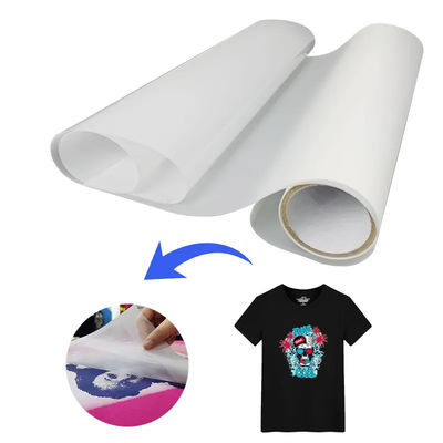 Film Hewan Peliharaan DTF Satu Sisi Ganda 30CM 33CM 60CM * 100M Gulungan Perpindahan Panas 75 Mikron Film DTF Kulit Panas Dingin